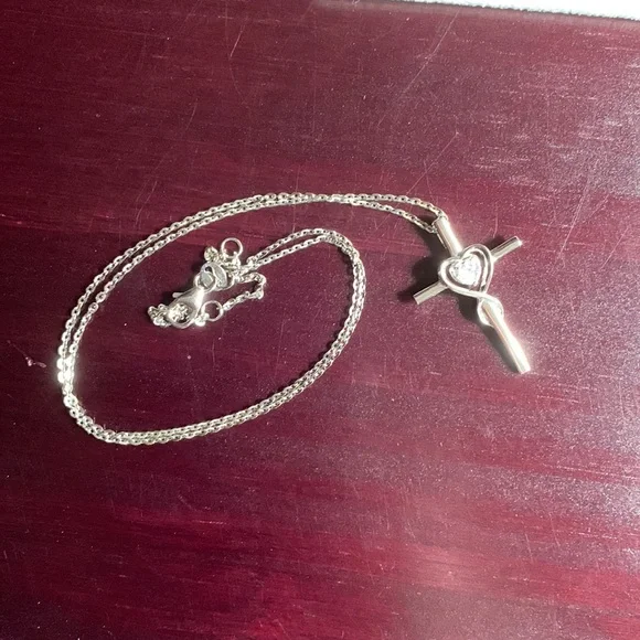 Cross Carleen Jewelers necklace NWOT - Picture 3 of 8